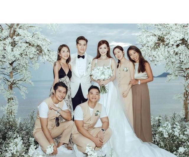 马国明结婚唐诗咏爆哭一整天,仅见过汤洛雯两次,赞嫂子好漂亮_婚礼