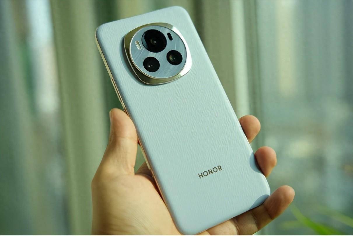 荣耀Magic6标准版带来的Pro级丝滑体验，流云紫配色惊艳登场！