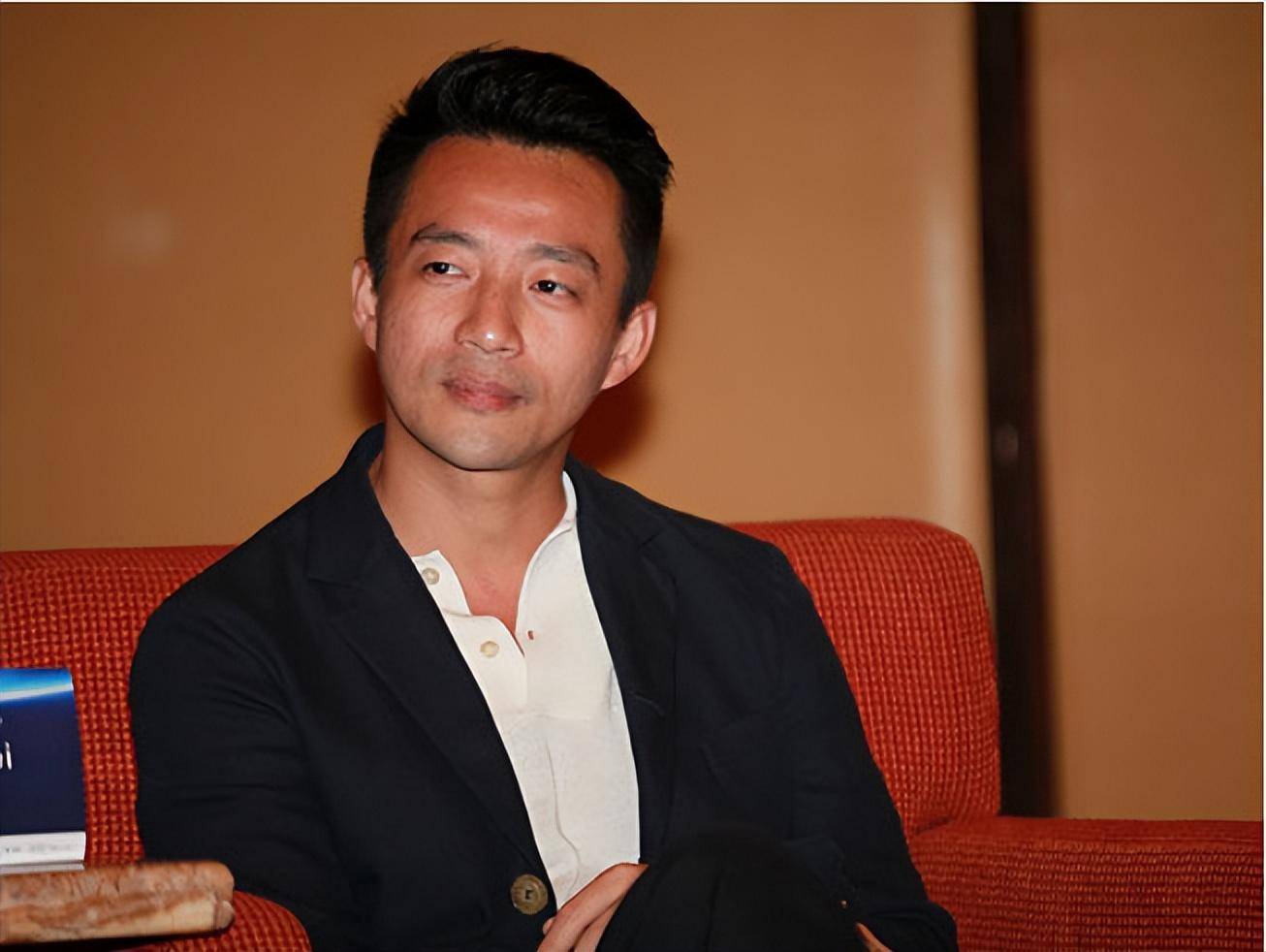 汪小菲曝与大s离婚后,3年的痛苦经历,如今还有一件事折磨着自己_孩子