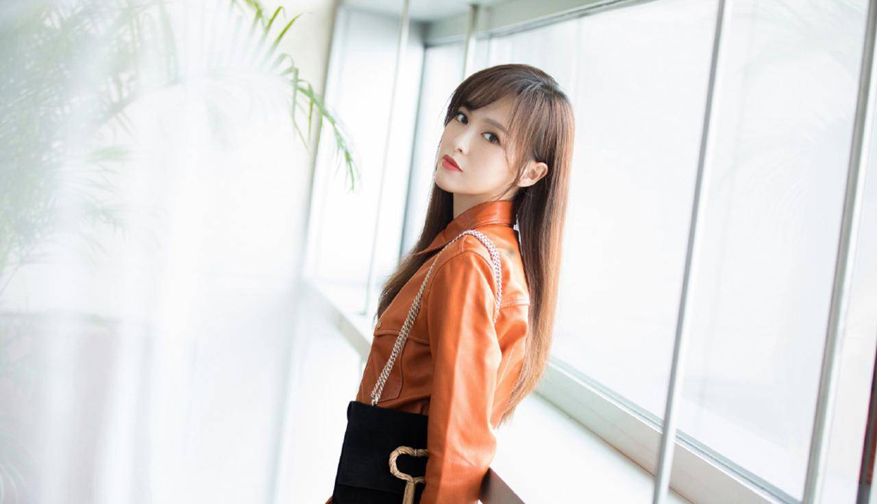 "爱情巨婴"唐嫣:嫁给身价10亿的富二代, 婚姻就像童话故事_罗晋_生活