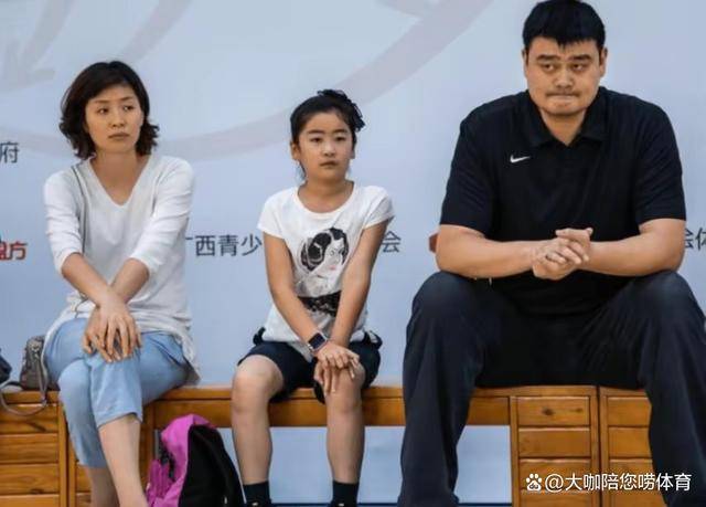 中国女篮的未来——16岁的2米28张子宇比姚明还高2公分_国青_身高