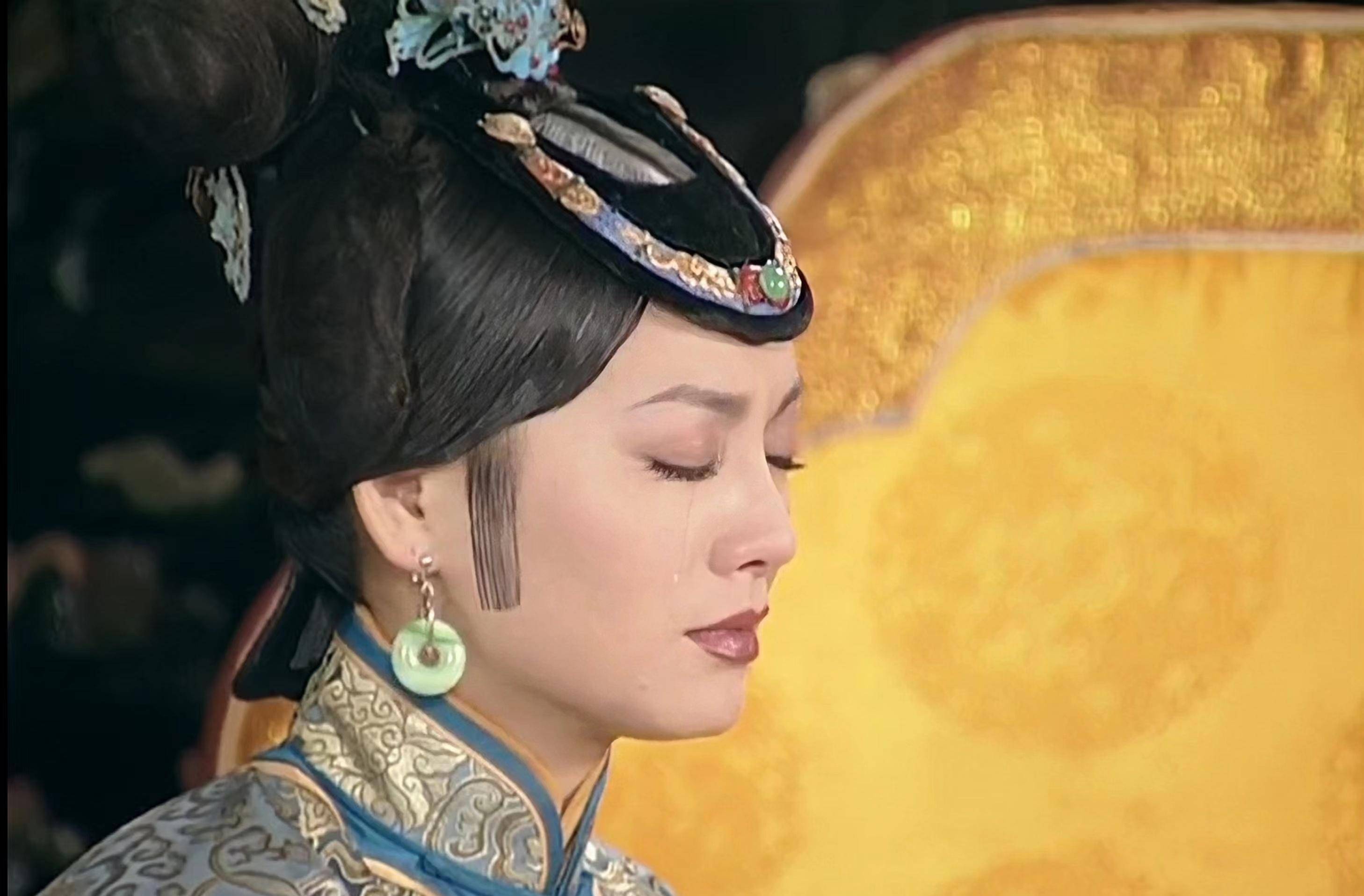 重温《孝庄秘史》才懂:多尔衮的"作死",是给大玉儿最后的爱_福临