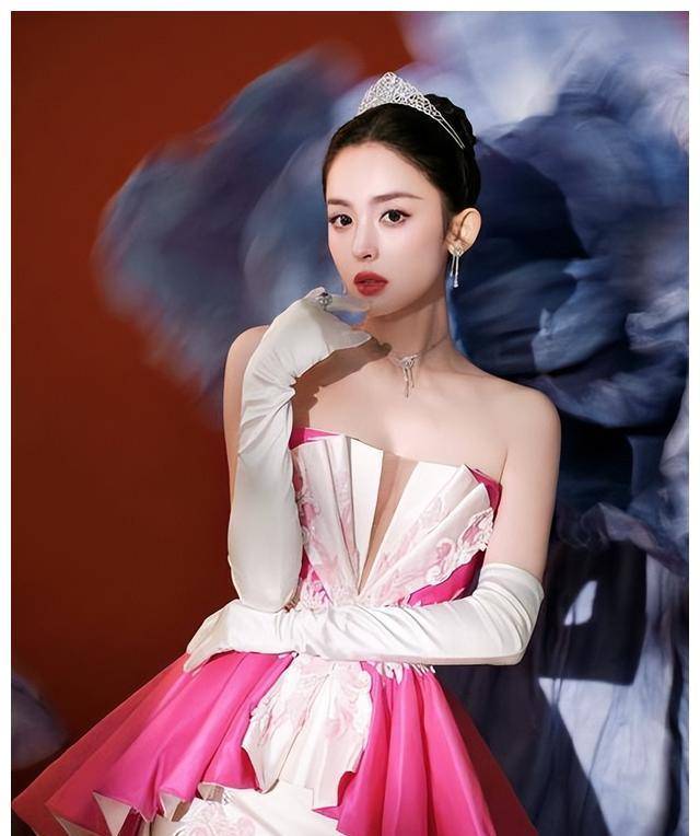 盘点新疆六大美女,肤白貌美国色天香,你喜欢谁?_美食_照片_梦想