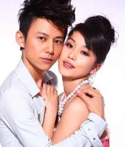 何炅绯闻爱情盘点:和王菁到底啥关系?