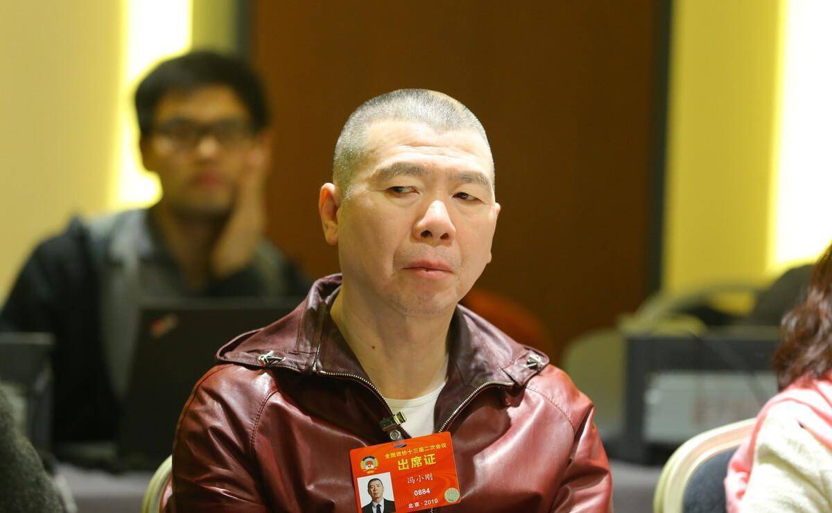 徐帆管住冯小刚20年,其爱情却比你想象的卑微_王志文_杨立新_武汉