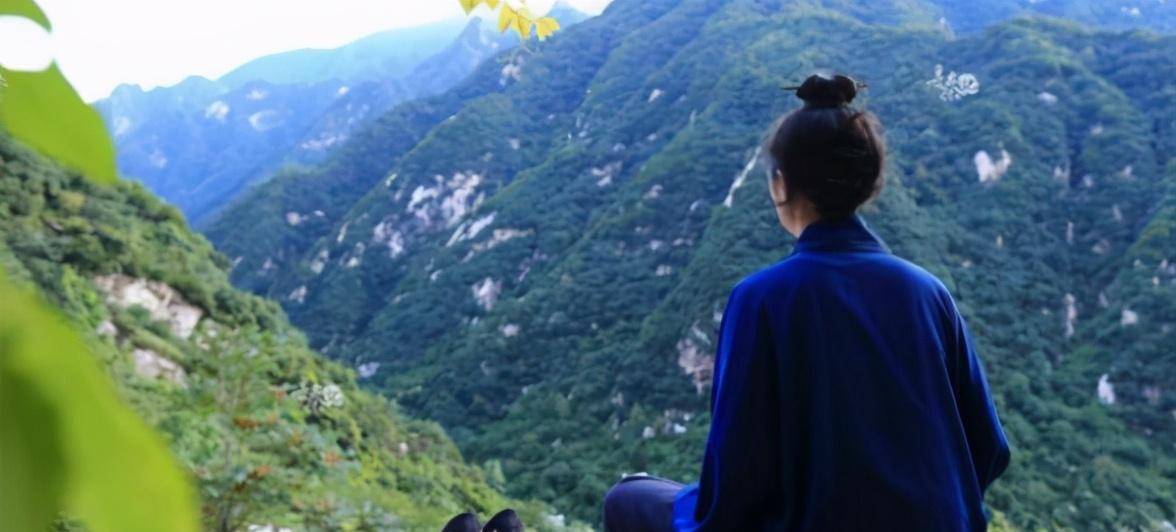 终南山隐居的女人图片