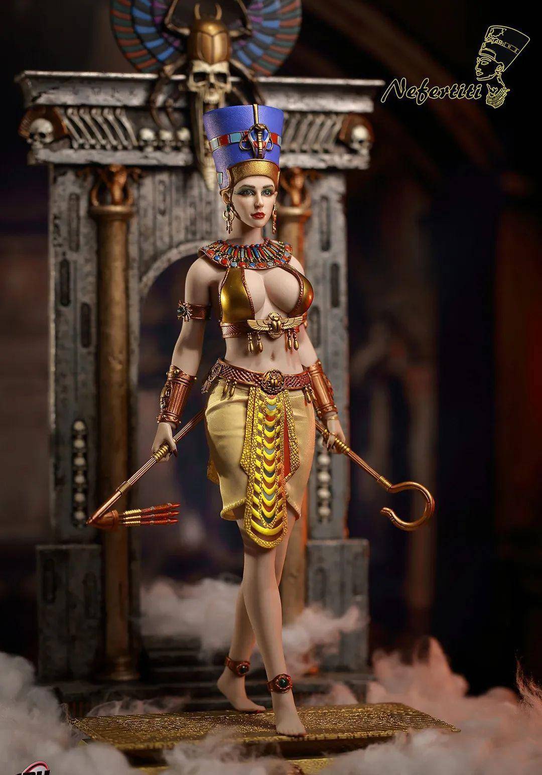 阿道夫·希特勒抢了再也不还的珍宝,神秘消失的最美王后纳芙蒂蒂_阿顿