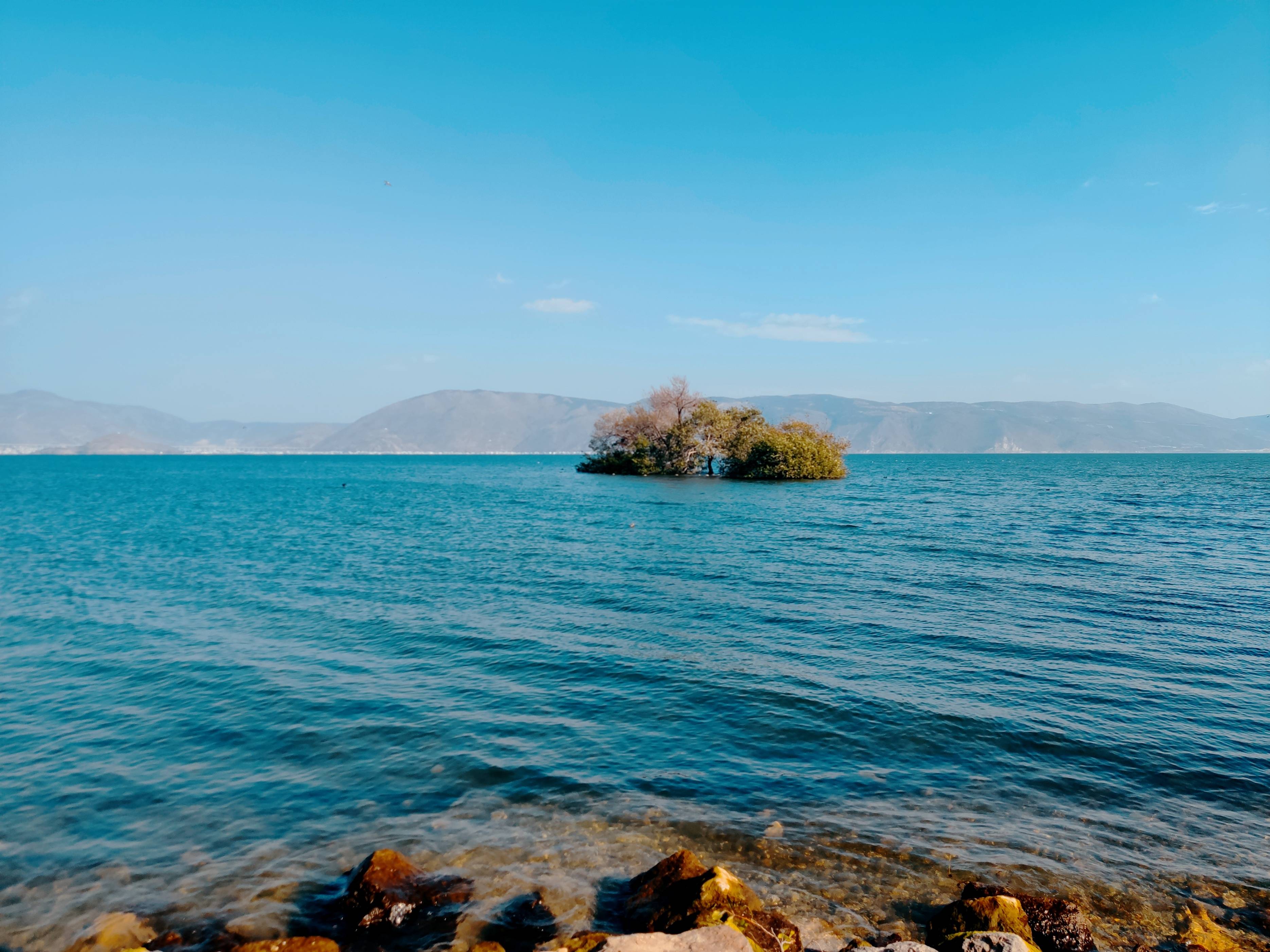 名城【大理古城】,一幅"流水绕翠山,翠山抱古城"的活风景图映入眼帘