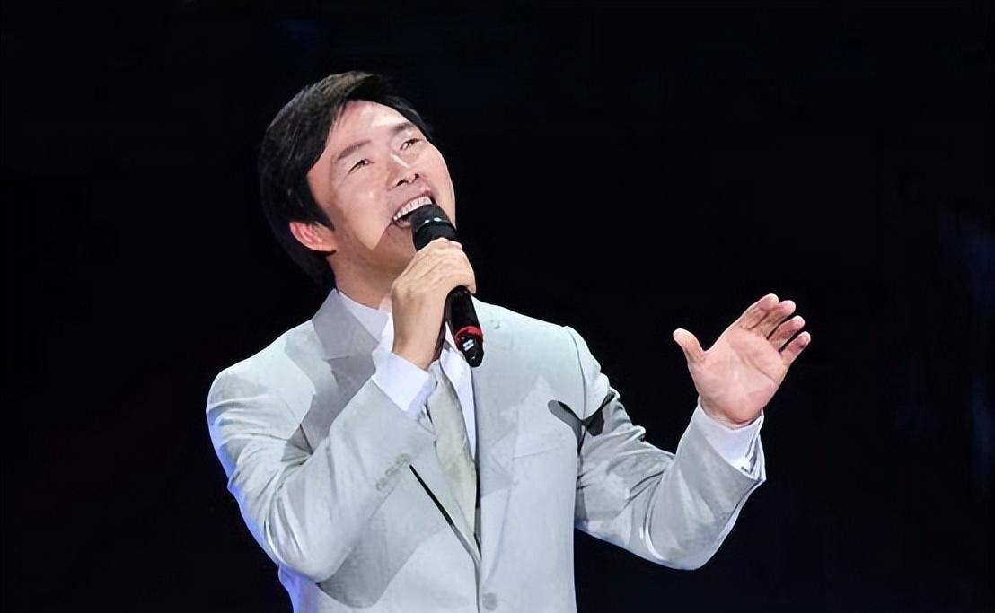 费玉清每月给出家的姐姐10w元生活费,如今和姐姐一刀两断_小时候_费云