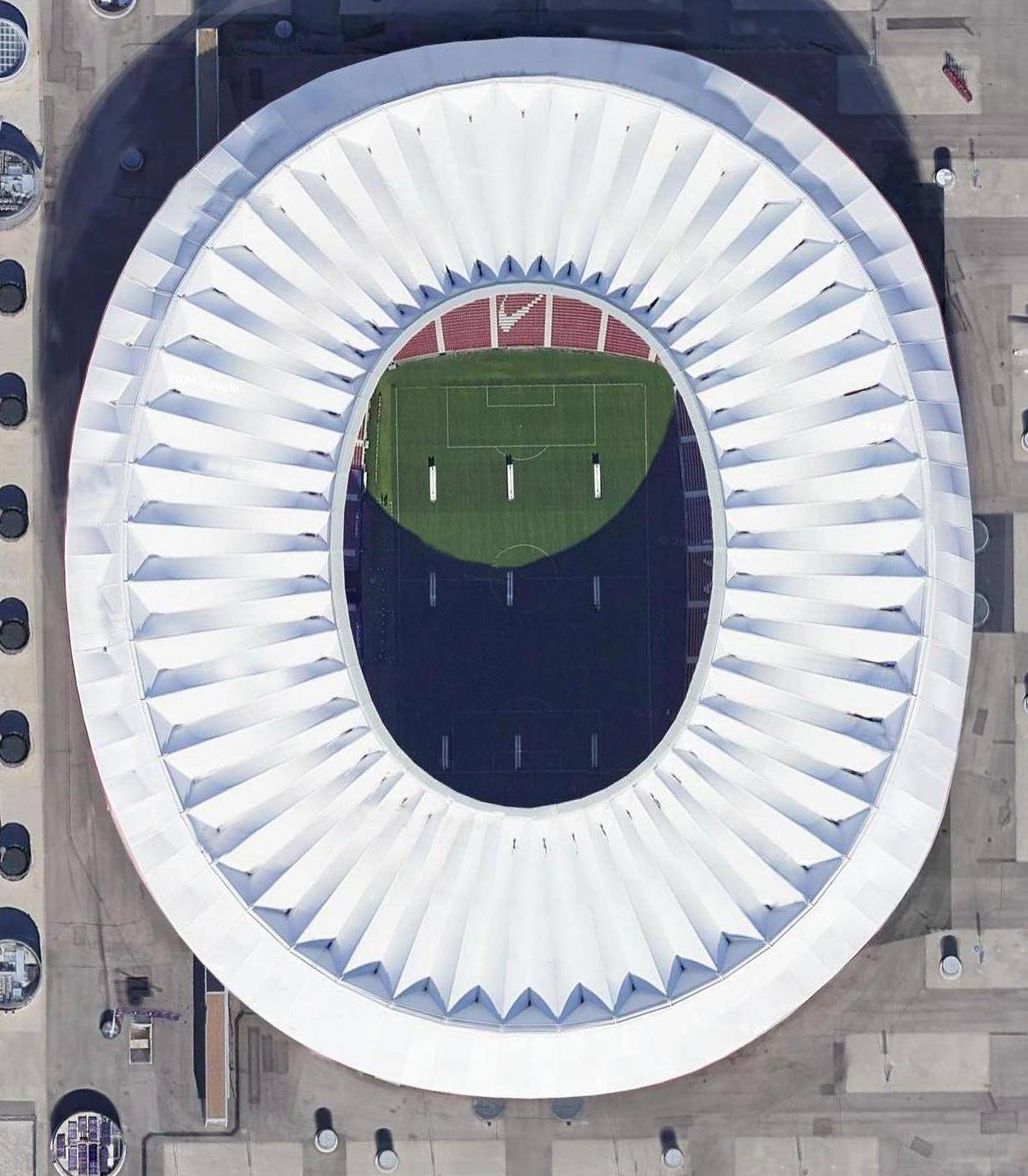 改建为"马德里竞技足球公园",其主场已搬至万达大都会球场(即西维塔斯