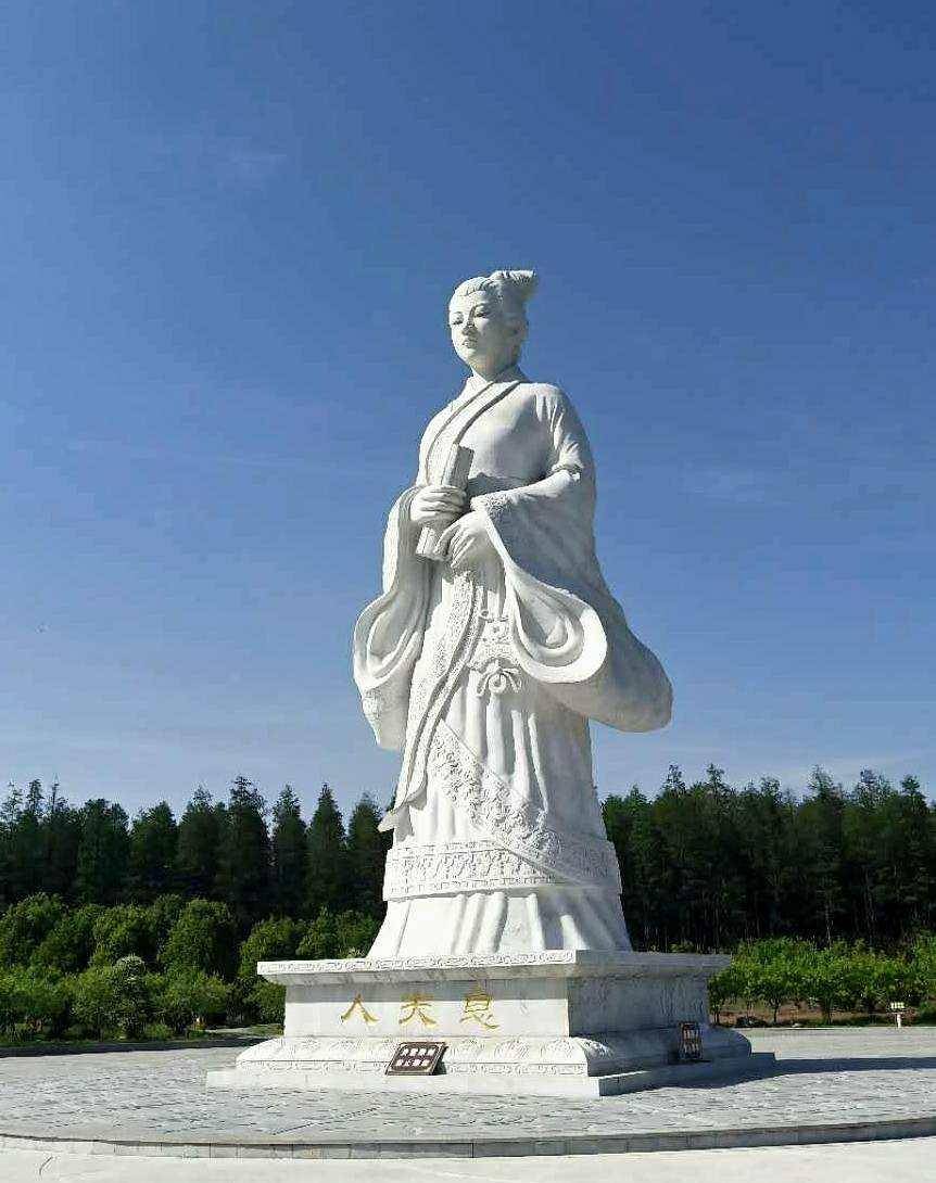 桃花夫人倾国倾城 三国君主争风吃醋,是贤妻良母还是红颜祸水?_蔡侯_