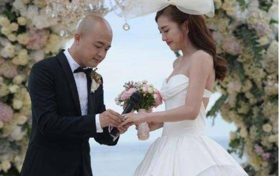7位"倒追"男方的女星:那英王菲刘嘉玲皆上榜,个个为爱勇敢