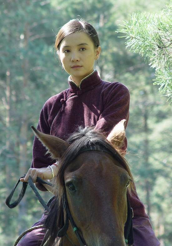 看到拒绝"庸俗"的宋佳,才发现这辈子活成她这样,到底有多难得_表演