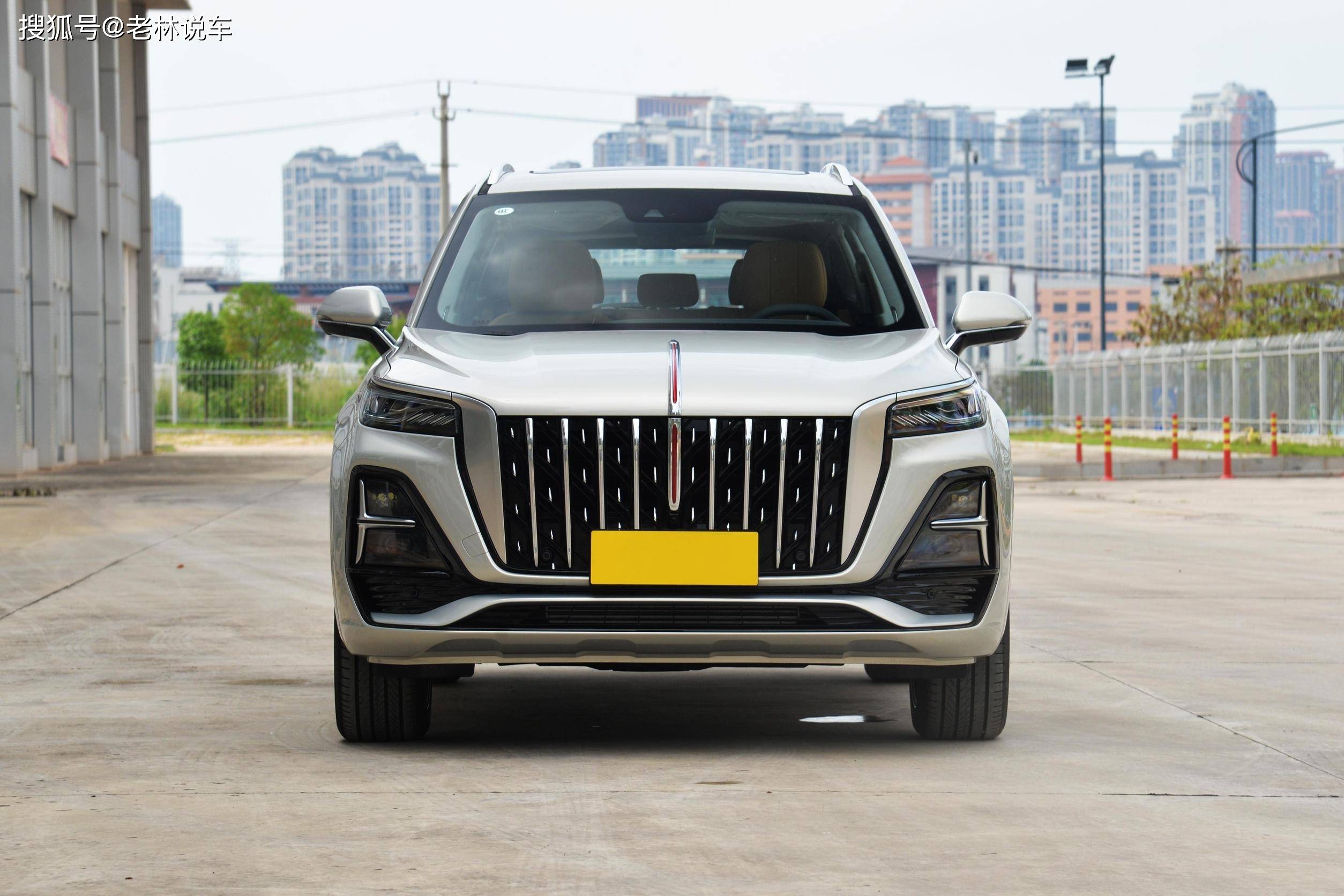 过年了,开着我的全新红旗hs5回家,真有面子_搜狐汽车_搜狐网