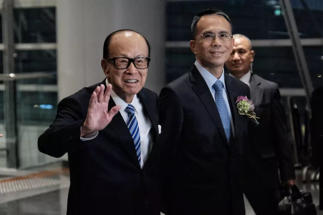 95岁的李嘉诚突然又被英国打脸,为啥?_市场_审查_电信