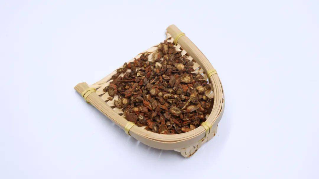 纵观古今,对于丹参这味中药的论述最为奇特的还是宋代的陈自明与清代