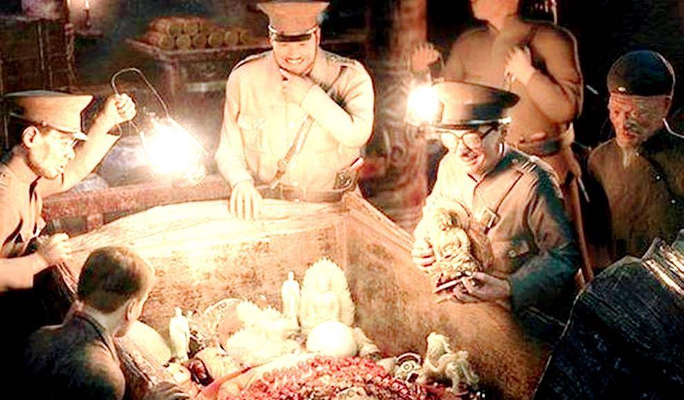 孙殿英告诉文强:我从慈禧墓弄到五升宝石,她的样子跟活着差不多_盗宝