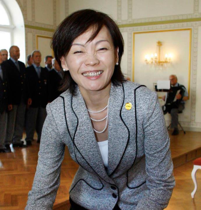 安倍昭惠:开酒馆闹绯闻,不生孩子不理婆婆,首相丈夫敢怒不敢言