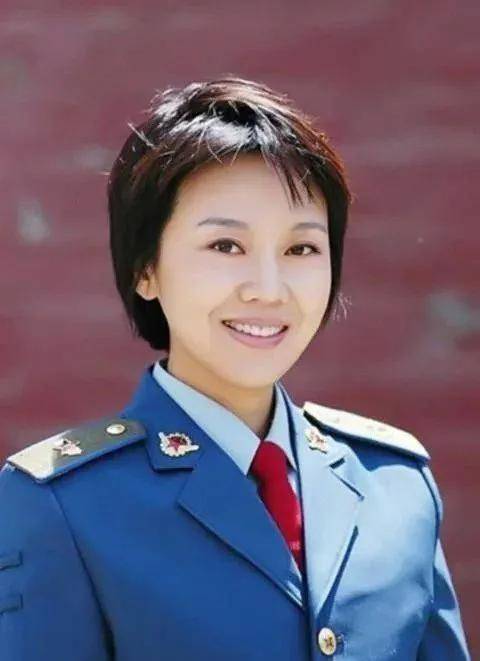 "佟掌柜"闫妮:做"前公婆"的亲生女儿,和"前夫"是好朋友_孩子_尚敬