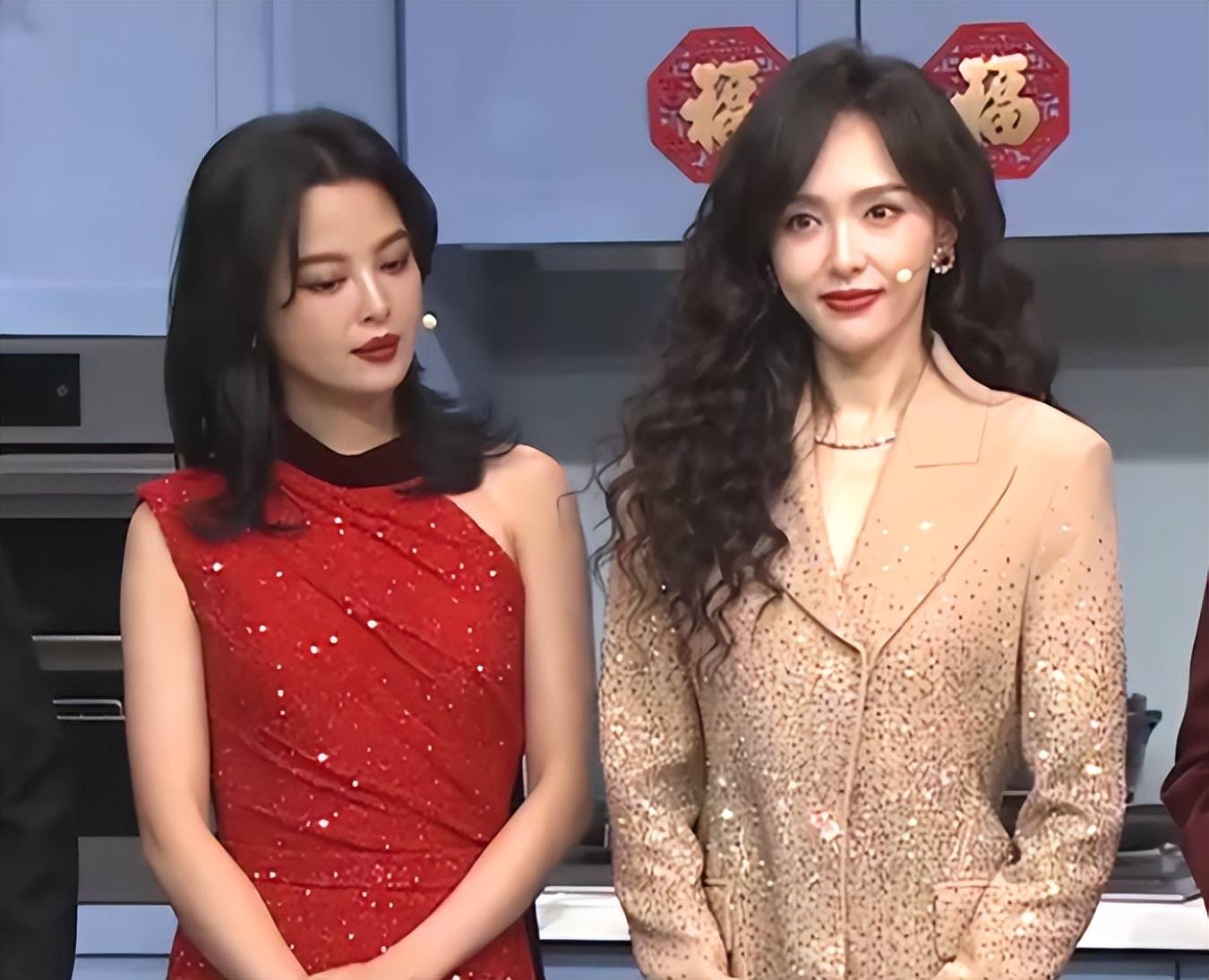 关晓彤浮粉,唐嫣憔悴,刘诗诗法令纹抢镜_节目组_状态_李沁