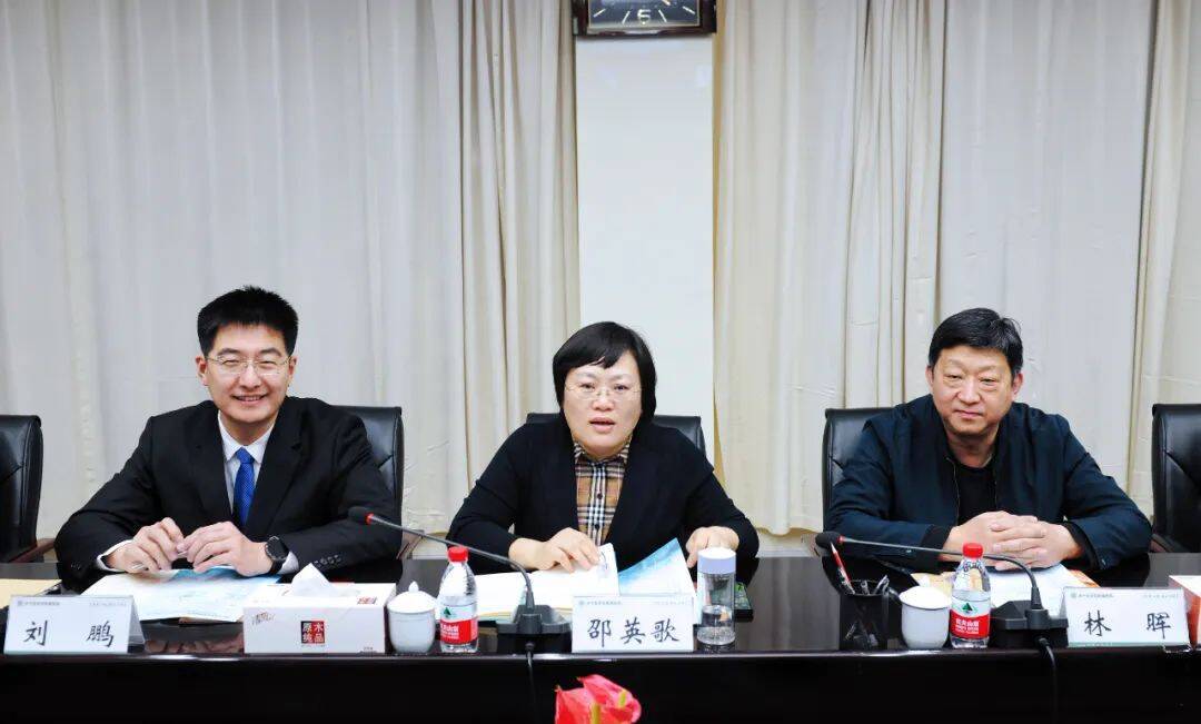 临近春节,泗水县人民政府副县长邵英歌,县卫健局党组书记,局长林晖