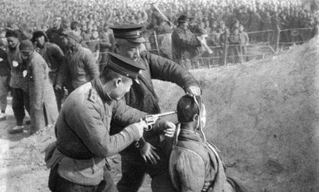 中国八九十年代,枪毙一个死刑犯有哪些步骤?需要多少执行人员?