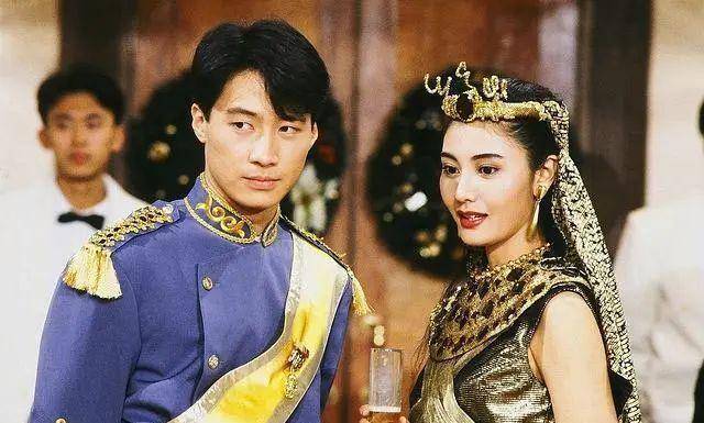 富豪狙击手李嘉欣,敢挑衅原配掌掴对手,为何最后却了