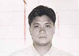 手上还有新义安元老纪宝交给他的几家夜总会,黄俊看"牙带强"敢做敢为