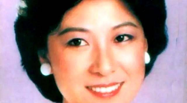 演员王馥荔:丈夫为娶她辞掉工作,26岁火遍全国,儿子也是演员_王群