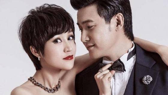 姐姐嫁给陆毅,妹妹嫁给郭京飞,丈母娘对两个女婿的态度却不相同_岳母