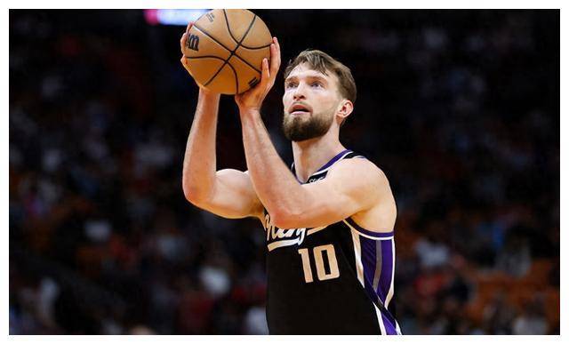 小萨26分12板7助,创连续30场两双队史纪录!_比赛_步行者_国王