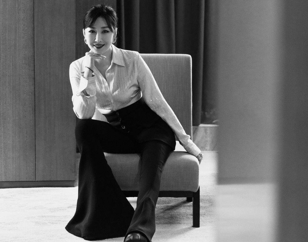 她是电影界的"六边形女战士",坚持与坚守成就百亿制片人_陈祉希_投资