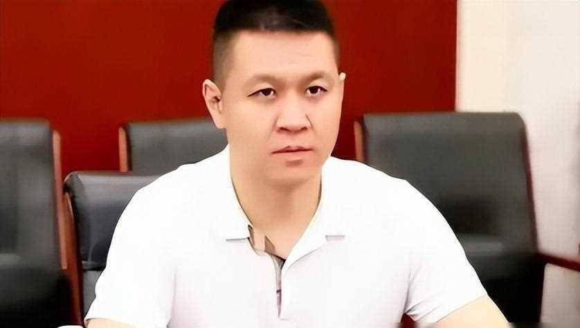 父亲是前外交部部长李肇星,岳父著名歌唱家阎维文_李禾禾_创业_中国