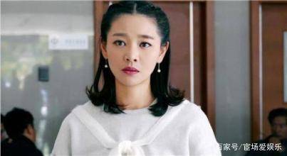 出道十五年零绯闻,美貌不输李小冉,被张嘉译捧了四次