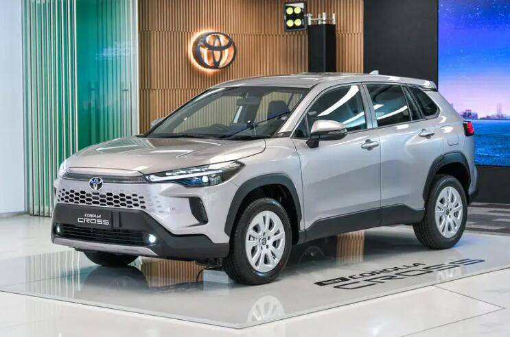 听说过卡罗拉cross这款车,实际上它在中共有两个名字,一个是一汽丰田