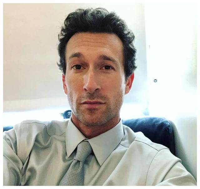 百老汇男演员绝症不治,无药能医!_lazar_aaron