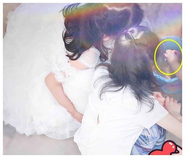 张杰谢娜为6岁双胞胎女儿庆生,欢乐幸福,让人心动!_家庭_生活_事业