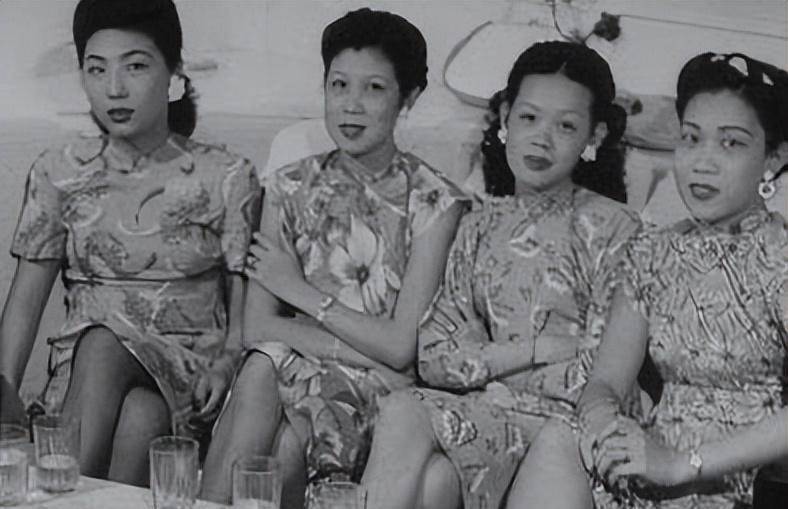 段祺瑞深夜失眠散步,花园"偶遇"三姨太,不久将两位姨