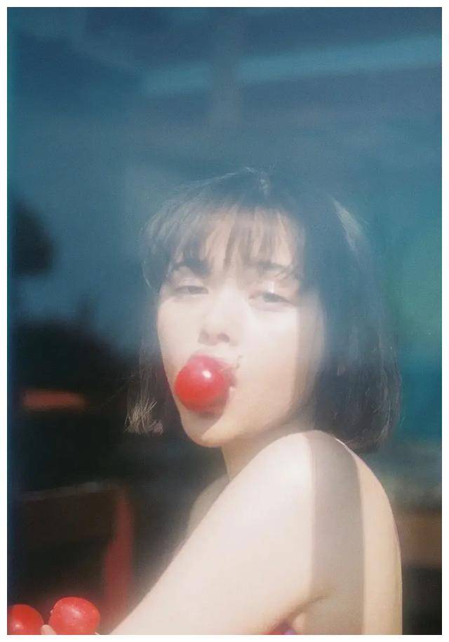 玉城tina:混血女神,魅力四溢,颜值与身材并存!_cm