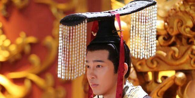 这个皇帝太传奇:靠哭当了皇帝,把传了千年的传国玉玺