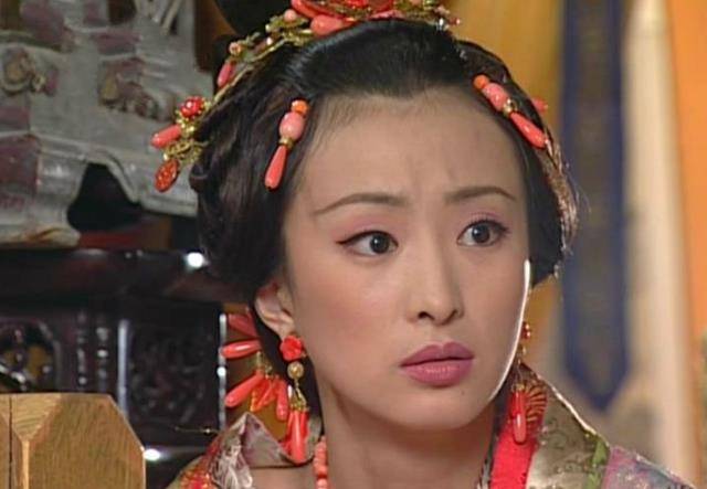 她出生于公元723年,号称梅妃,因使用石斛珍珠汉方养皮肤,因此被人