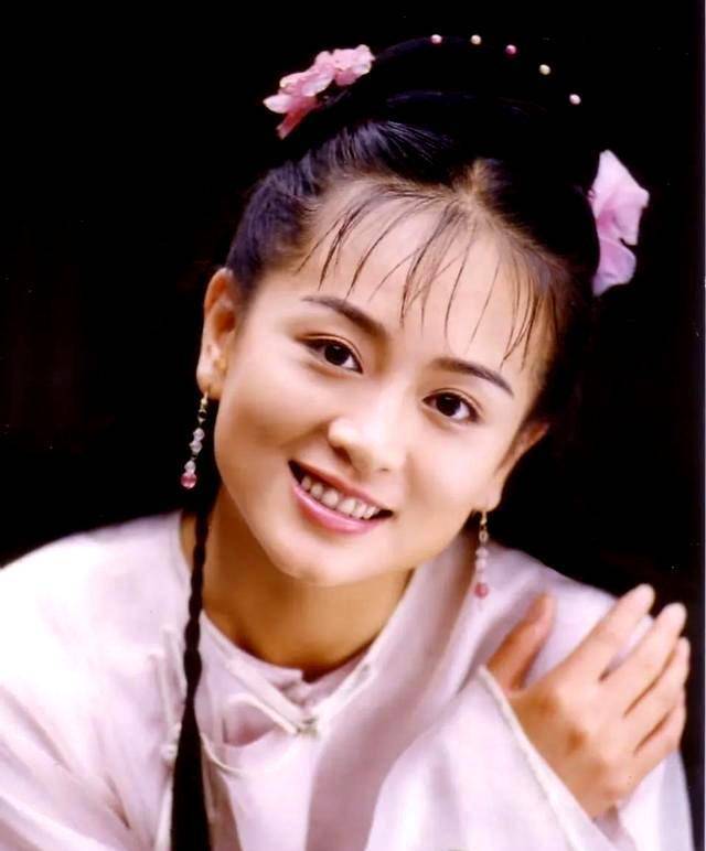 演员涓子:当红时嫁圈外丈夫,婚后生两子,幸福圆满_王晴_大学_成为了