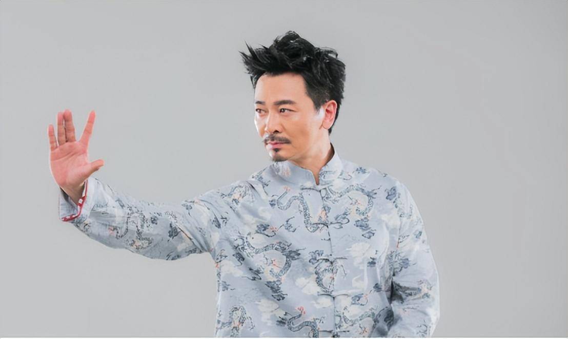 事实上,他已走上和吴京截然不同的路_角色_陈真_蔡水根