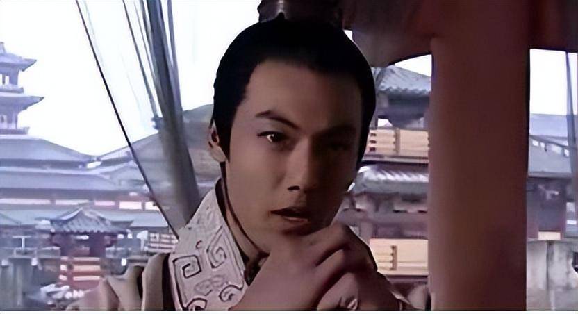 皇帝赏赐10车肉,霍去病放臭也不给士兵吃,直到灭门才