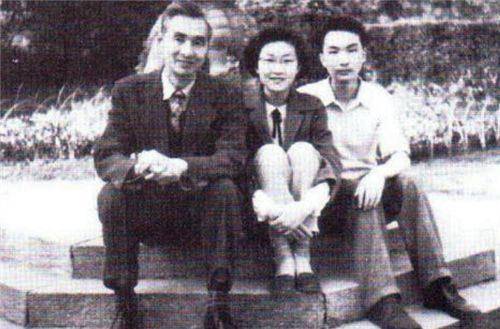 顾圣婴:19岁获金奖,30岁与母亲,弟弟一同自尽,葬礼上尸骨无存_顾高地