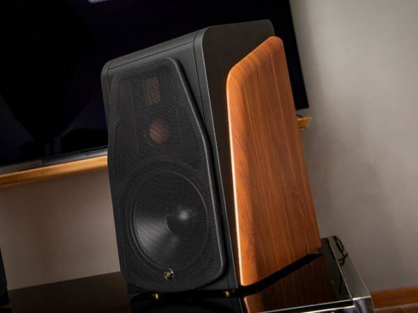 出众三分频 惠威m500有源hi-fi客厅音箱评测_用户