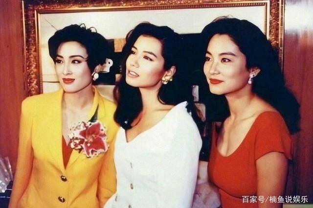 王祖贤与李嘉欣是两位难分胜负的港星女神,李嘉欣作为港姐冠军出道