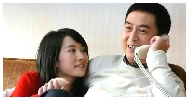 张嘉译背后的神秘女人,令成功男人倾倒的惊人魅力!_王海燕_事业_支持