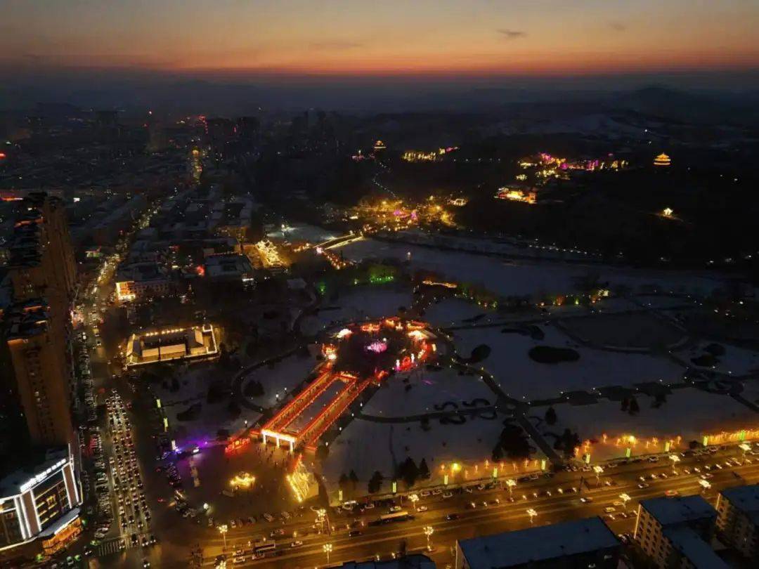 吉林市北山夜景图片