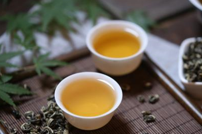 茶的话可以用来做大桶装的,更加快捷,伯爵红茶属于锡兰红茶的一个小类
